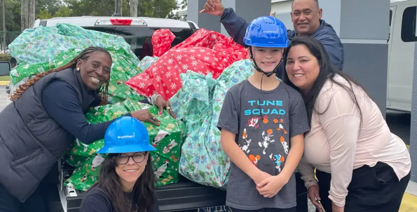 BrightView volunteers Chapman Partnership homeless shelter