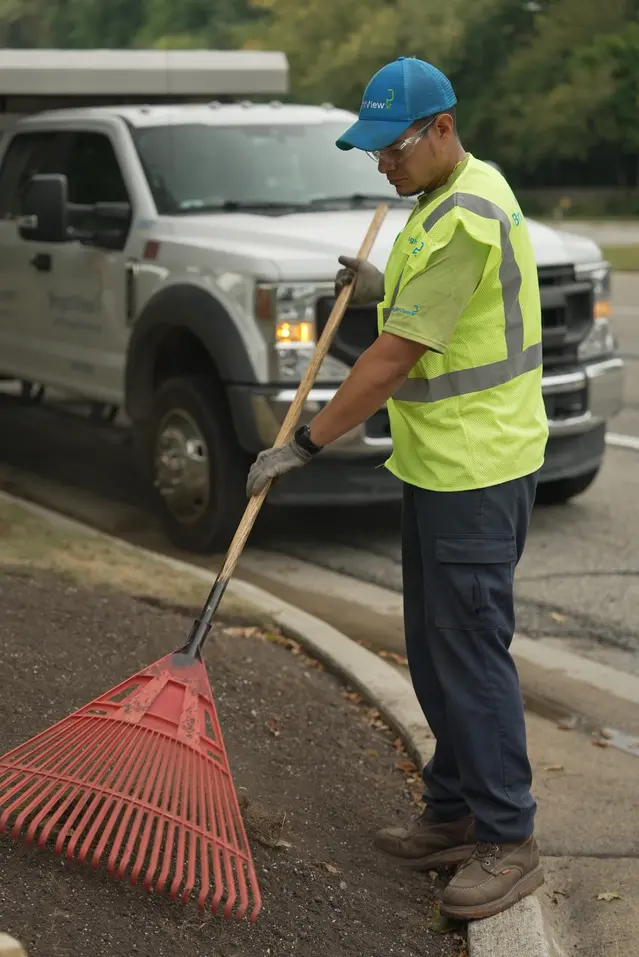 Mulch Clean-up By BrightView Crew